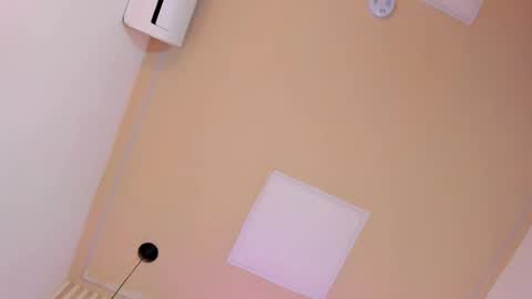 L I L A   online show from 5, 3, 2025