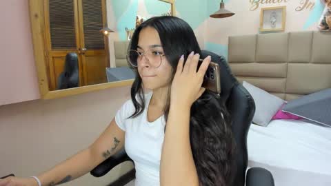 Snapshot of lila_foox chatting on 25, 12, 2024 LILA online show from 25, 12, 2024