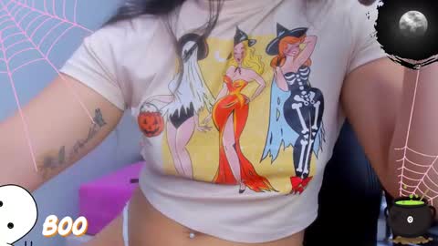 Snapshot of lila_foox chatting on 4, 10, 2025 LILA online show from 4, 10, 2025