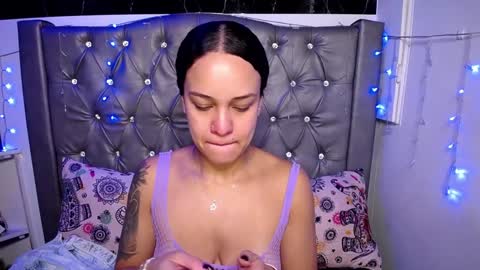 Snapshot of lila_gummy_ chatting on 24, 1, 2025 online show from 24, 1, 2025