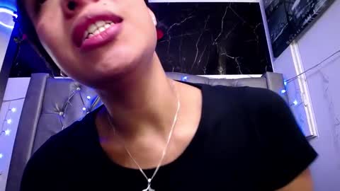 Snapshot of lila_gummy_ chatting on 10, 2, 2025 online show from 10, 2, 2025