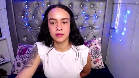 Snapshot of lila_gummy_ chatting on 17, 2, 2025 online show from 17, 2, 2025