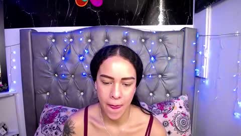 Snapshot of lila_gummy_ chatting on 19, 2, 2025 online show from 19, 2, 2025