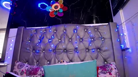 Snapshot of lila_gummy_ chatting on 12, 3, 2025 online show from 12, 3, 2025