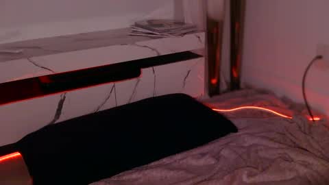 Rebecca online show from 2, 10, 2025