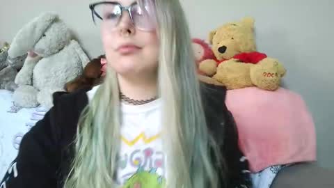 Snapshot of lilemmy1999 chatting on 10, 3, 2026 emily ryanson online show from 10, 3, 2026