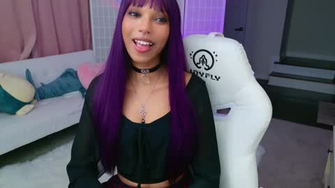 evie online show from 28, 2, 2025