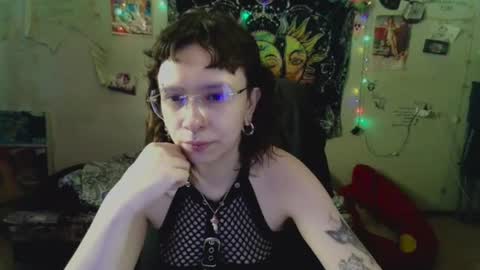 Lil online show from 27, 7, 2026