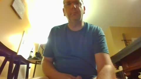 lilfuzzytaco online show from 28, 6, 2026