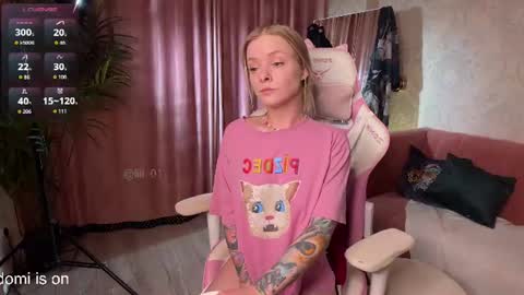 Snapshot of lili_01 chatting on 14, 7, 2026 Lili online show from 14, 7, 2026