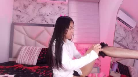 Lily online show from 18, 4, 2026