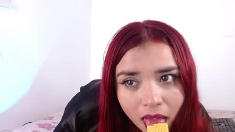 lili Matheus69 online show from 24, 4, 2026