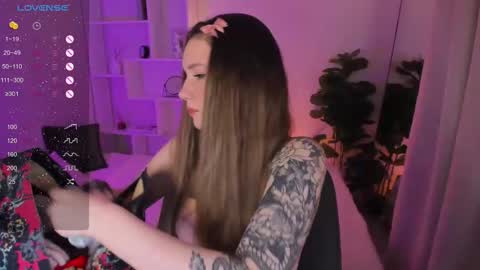 Lily online show from 14, 11, 2025