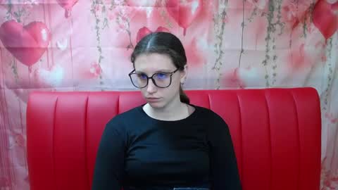 lilianashine online show from 29, 3, 2026