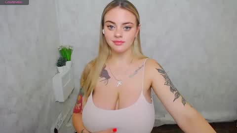 Lilia online show from 4, 7, 2026