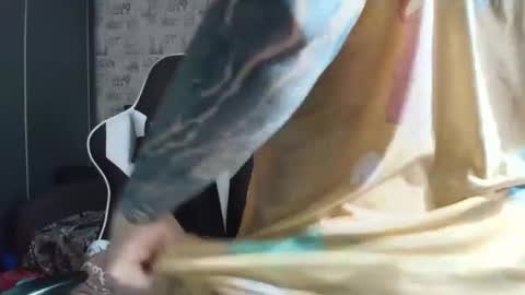 liliawoolf online show from 18, 4, 2026