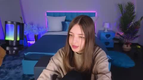 Lili Bakery online show from 6, 10, 2025