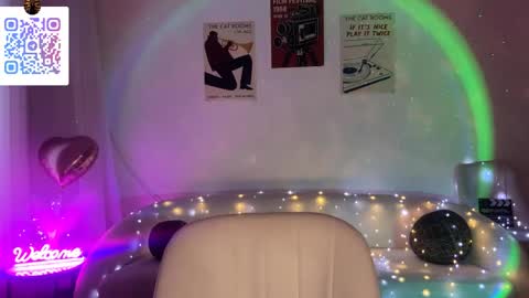 Lina online show from 21, 4, 2026