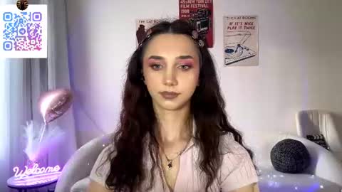 Lina online show from 11, 6, 2026