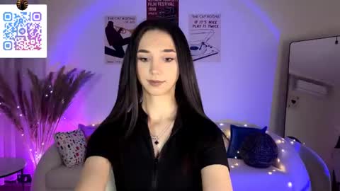 Lina online show from 5, 7, 2026