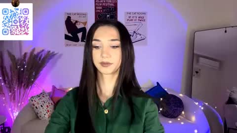 Lina online show from 6, 7, 2026