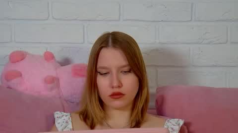 LiliLinn online show from 11, 5, 2026
