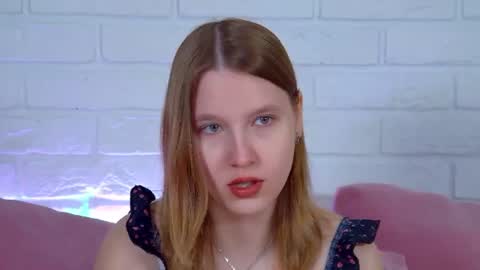 LiliLinn online show from 18, 6, 2026