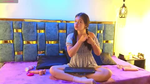 lilimini online show from 27, 1, 2025