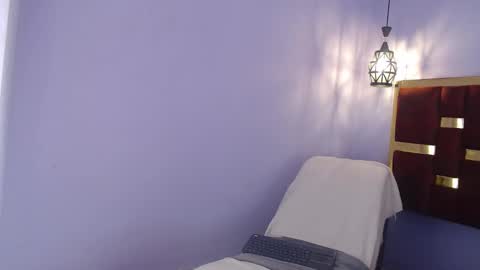 lilimini online show from 8, 9, 2025