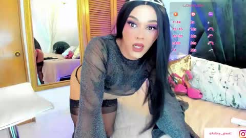Snapshot of lilit_grant chatting on 9, 10, 2025 Ashley online show from 9, 10, 2025