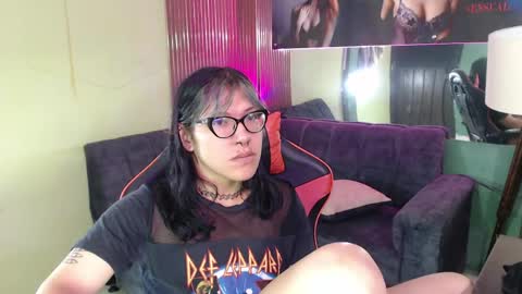 Snapshot of lilith_ayanami chatting on 4, 5, 2026 lilith online show from 4, 5, 2026