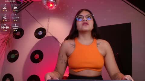 Lilith and Khloe  online show from 20, 9, 2025