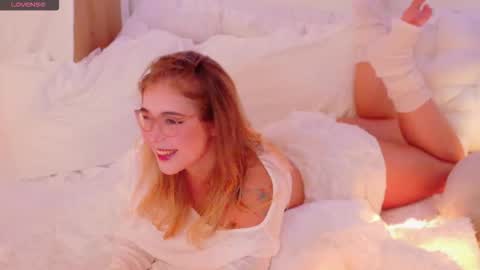 Lilith Bonheur online show from 1, 12, 2025