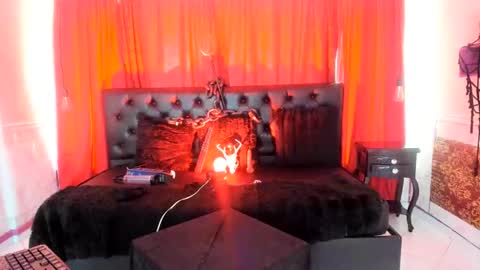 lilith_madame_satan online show from 24, 4, 2026