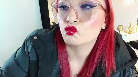 lilith_noirf1 online show from 25, 7, 2026