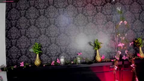 Lilith Patton  online show from 24, 12, 2024