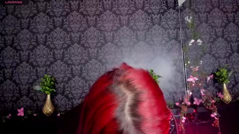 Lilith Patton  online show from 27, 12, 2024