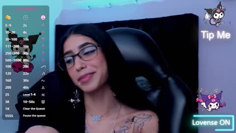 Snapshot of lilithcollins chatting on 15, 10, 2025 LILIKTH online show from 15, 10, 2025