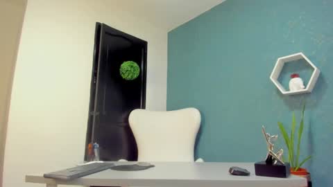 swetty lilith  online show from 8, 2, 2025