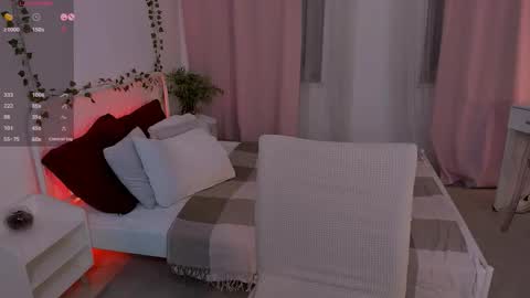 Snapshot of lilithlunna chatting on 6, 11, 2025 Lilith online show from 6, 11, 2025