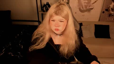 LilithNelson online show from 7, 10, 2025