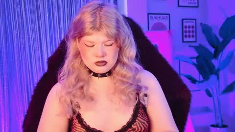 LilithNelson online show from 28, 4, 2026