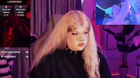 LilithNelson online show from 7, 7, 2026