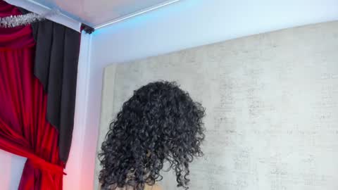 Snapshot of lilithsteinberg chatting on 20, 12, 2024 jessi 3 online show from 20, 12, 2024