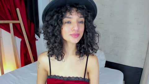 Snapshot of lilithsteinberg chatting on 27, 1, 2025 jessi 3 online show from 27, 1, 2025