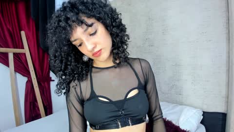 Snapshot of lilithsteinberg chatting on 2, 2, 2025 jessi 3 online show from 2, 2, 2025