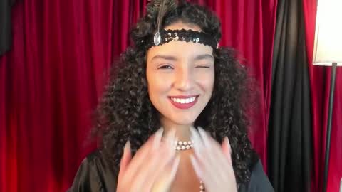 Snapshot of lilithsteinberg chatting on 2, 11, 2025 jessi 3 online show from 2, 11, 2025