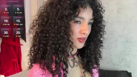 Snapshot of lilithsteinberg chatting on 21, 11, 2025 jessi 3 online show from 21, 11, 2025