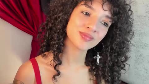 Snapshot of lilithsteinberg chatting on 23, 11, 2025 jessi 3 online show from 23, 11, 2025