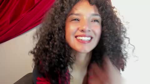 Snapshot of lilithsteinberg chatting on 4, 2, 2026 jessi 3 online show from 4, 2, 2026